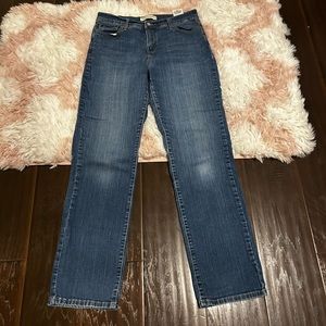 Levi’s perfectly slimming 512 straight jeans women’s size 10M